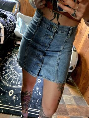 Levis Button-Front Denim Skirt